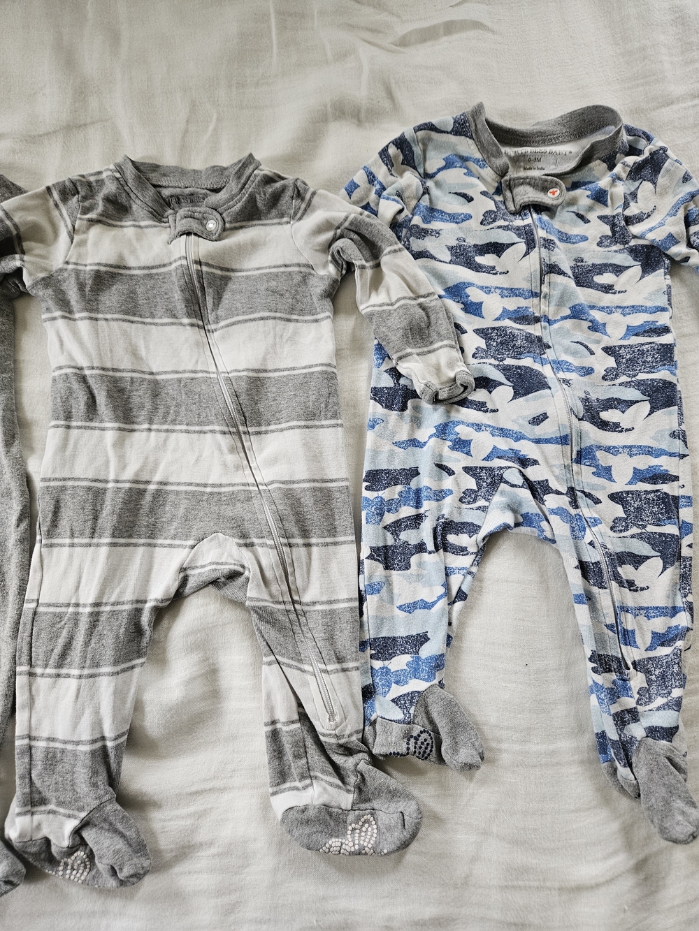 O-3 Months Pajamas Pack Of 4- Organic Cotton,3 Burt's Bees Baby, 1 Little Planet